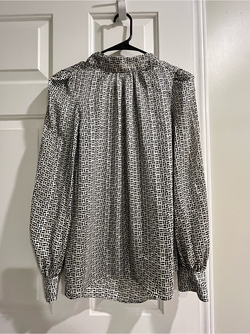 H&M Black and White Geometric Button-Up Blouse
